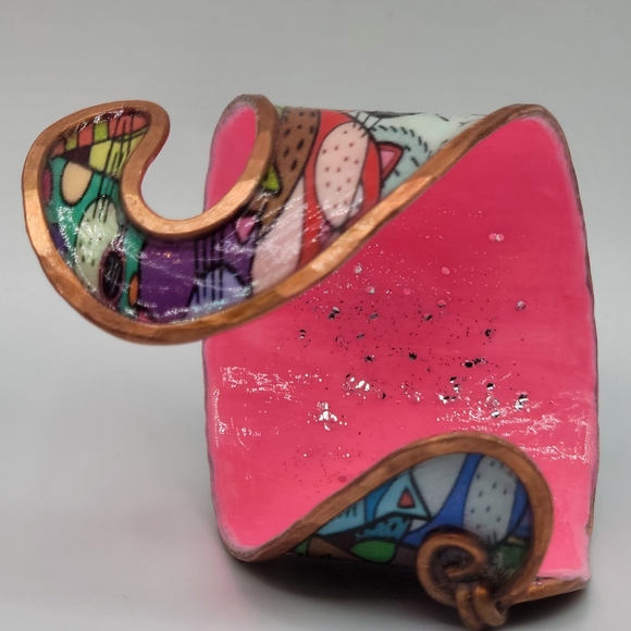 Cat Cuff - Picture 6 of 11